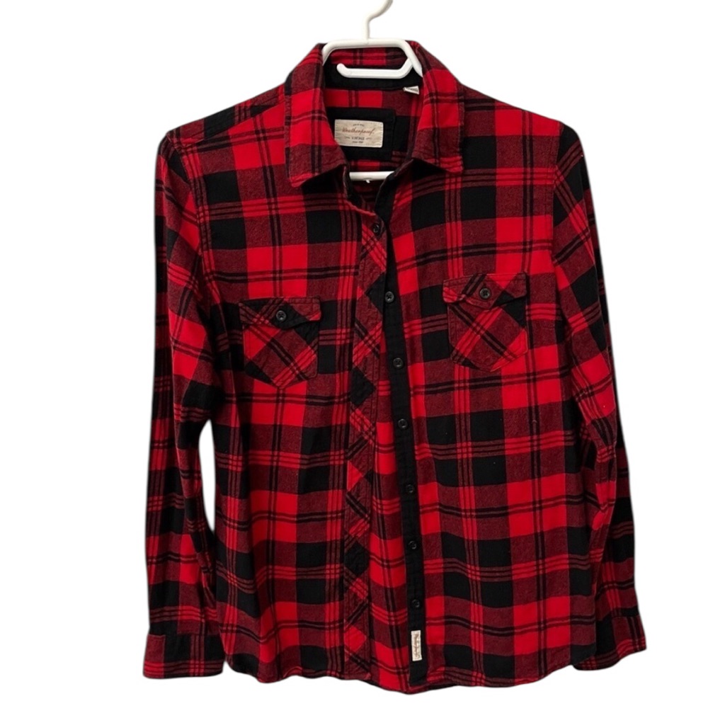 Weatherproof Vintage Red Black Flannel Top Plaid Button Up Cabin Core Cozy Shirt